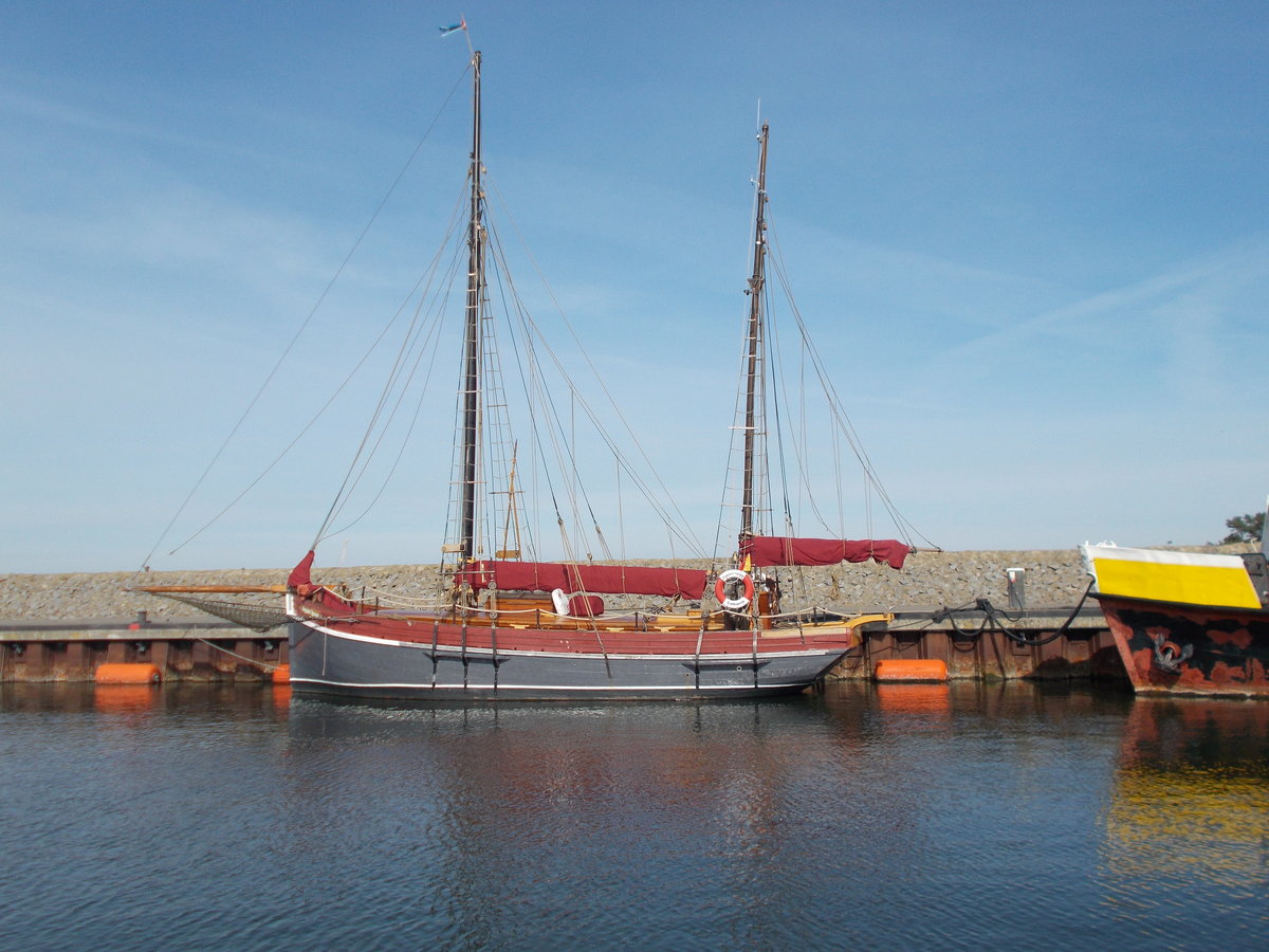  AUGUST IPSEN ,am 02.April 2016,im Hafen von Lubmin.