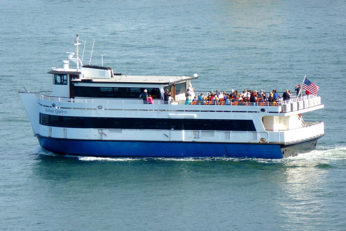 Ausflugsboot 'Harbor Queen' von Portland Discovery im Hafen von Portland, Maine. Aufnahmedatum: 28.09.2018.