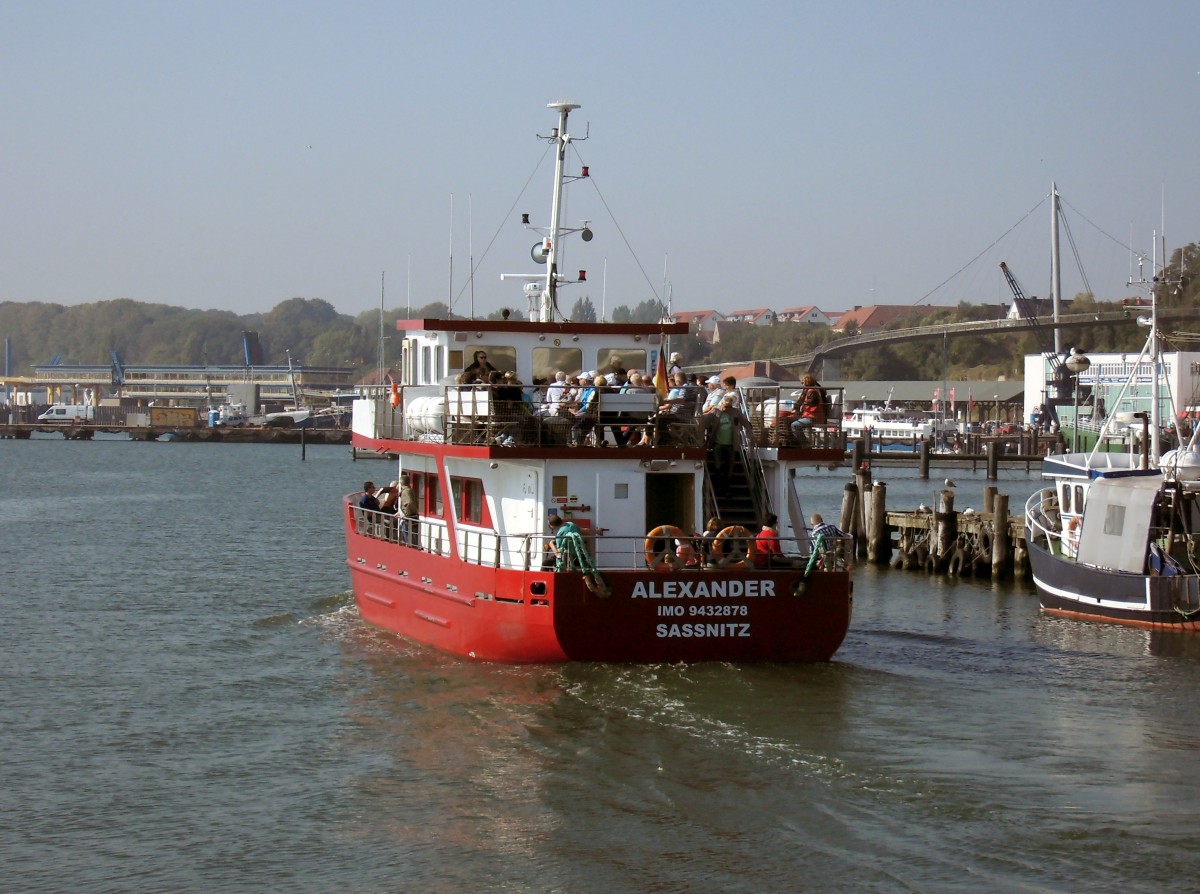 Ausflugsschiff Alexander am 19.09.14 in Sassnitz.