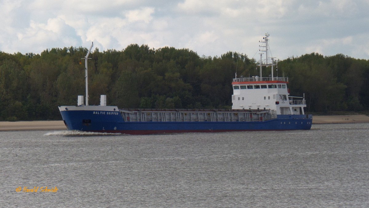 BALTIC SKIPPER (IMO 9138185) am 11.9.2014, Hamburg, Elbe Höhe Wedel /
General Cargo Ship / BRZ 2280 / Lüa 82,61 m, B 12,3 m, Tg 5,02 m  / 128 TEU / 1 MaK-Diesel, 1360 kW, 1850 PS / 1997 bei Arminiuswerft, Bodenwerder / Eigner: Baltic Forest Line, Stade / Flagge: Gibraltar /
