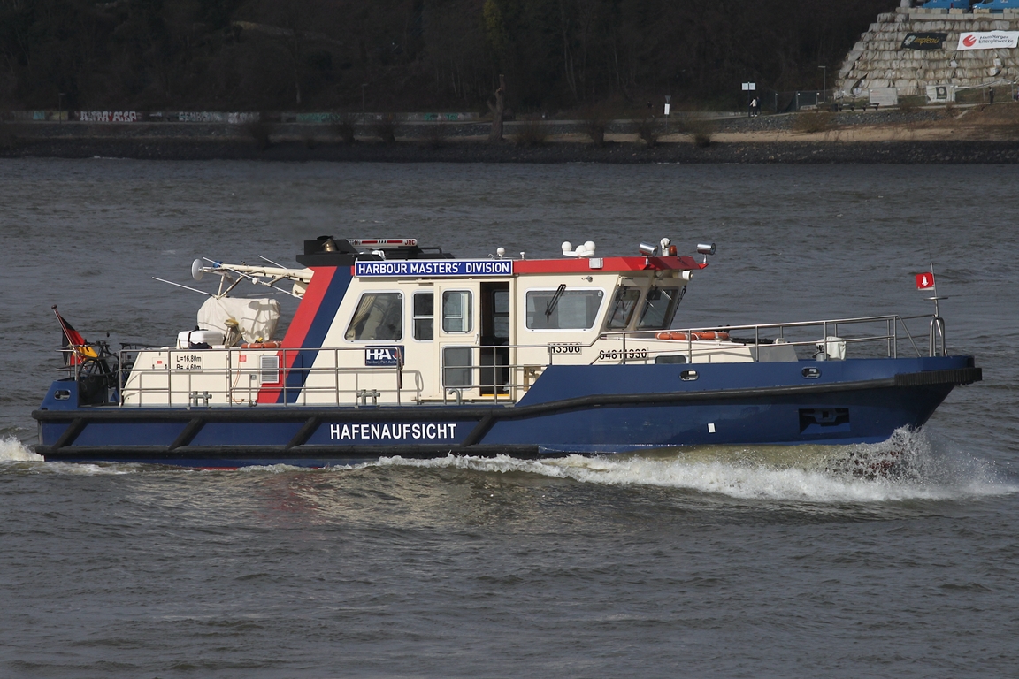 Beh�rdenschiff HAFENAUFSICHT (ENI 04811930); Eigner/Betreiber: HPA; Datum: 12.03.2026; Aufnahmeort: Elbe/Hafen Hamburg, Deutschland.