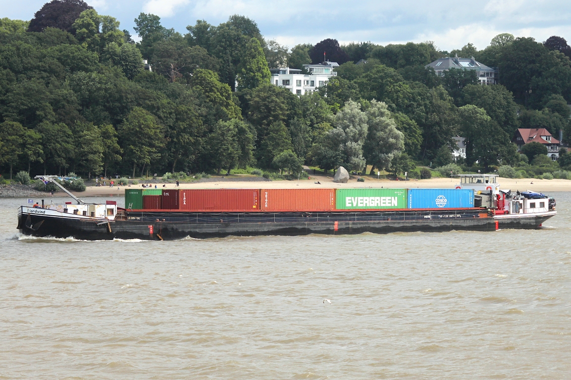 Binnenfrachtschiff NORDWIND (ENI 04022180); Datum: 25.07.2026; Aufnahmeort: Elbe/Hafen Hamburg, Deutschland.