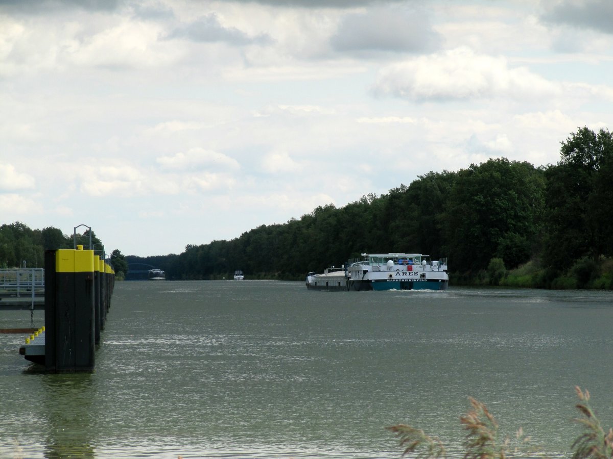 Blick auf den Mittellandkanal Höhe Liegestelle Bergfriede zu Berg am 13.08.2019.