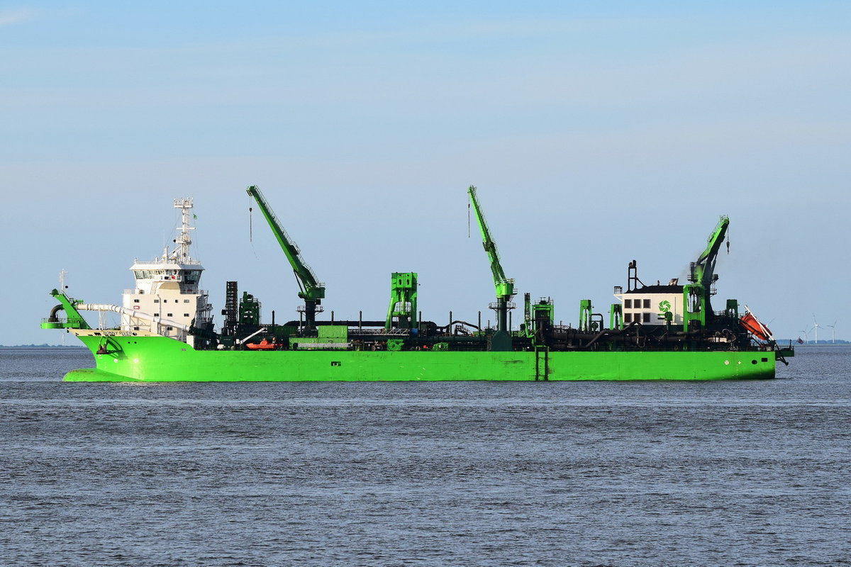 BONNY RIVER , Saugbagger , IMO 9810939 , Baujahr 2019 , 158,2 x 30m , Cuxhaven , 02.06.2020