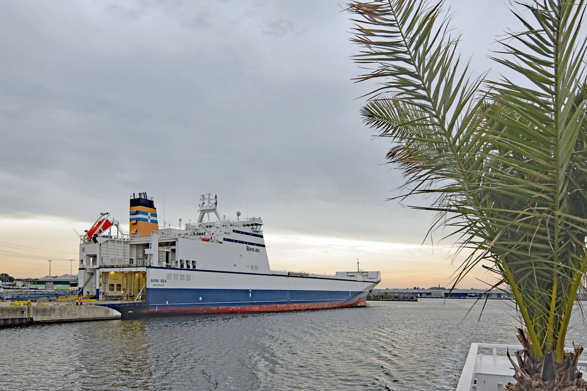 BORE SEA (IMO: 9443554) am 20.10.2020 im Hafen von Lübeck