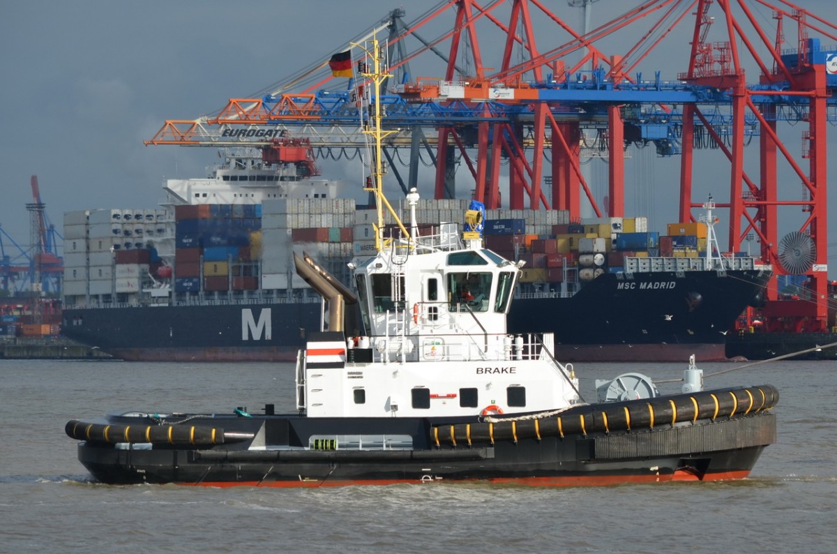 BRAKE , Schlepper , Hamburger Hafen 19.06.2015