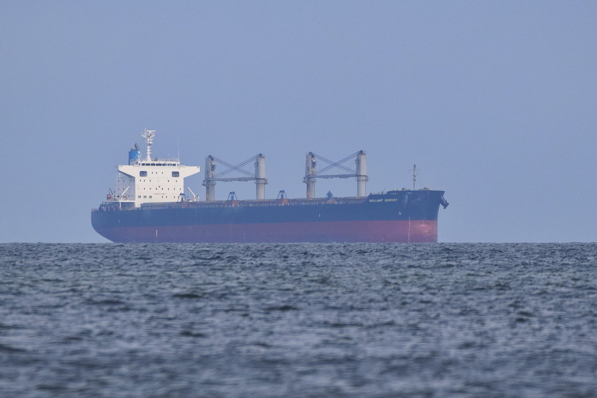 BRILLIANT JOURNEY , Bulk Carrier , IMO 9614995 , Baujahr 2012 , 199.98 x 32.24 m , Ostsee , Höhe Ahlbeck