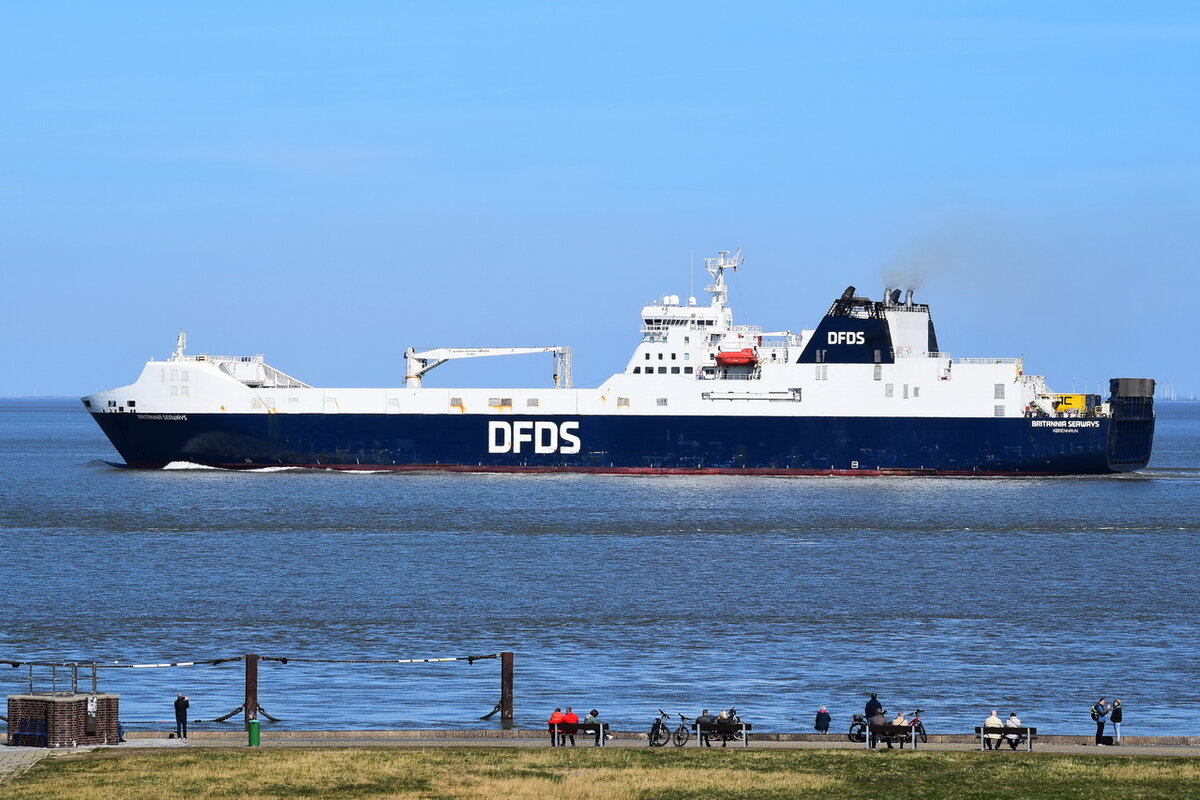 BRITANNIA SEAWAYS , Ro-Ro Cargo , IMO 9153032 , 197.02 x 25.9 m , Baujahr 2000 , Cuxhaven , 18.04.2022