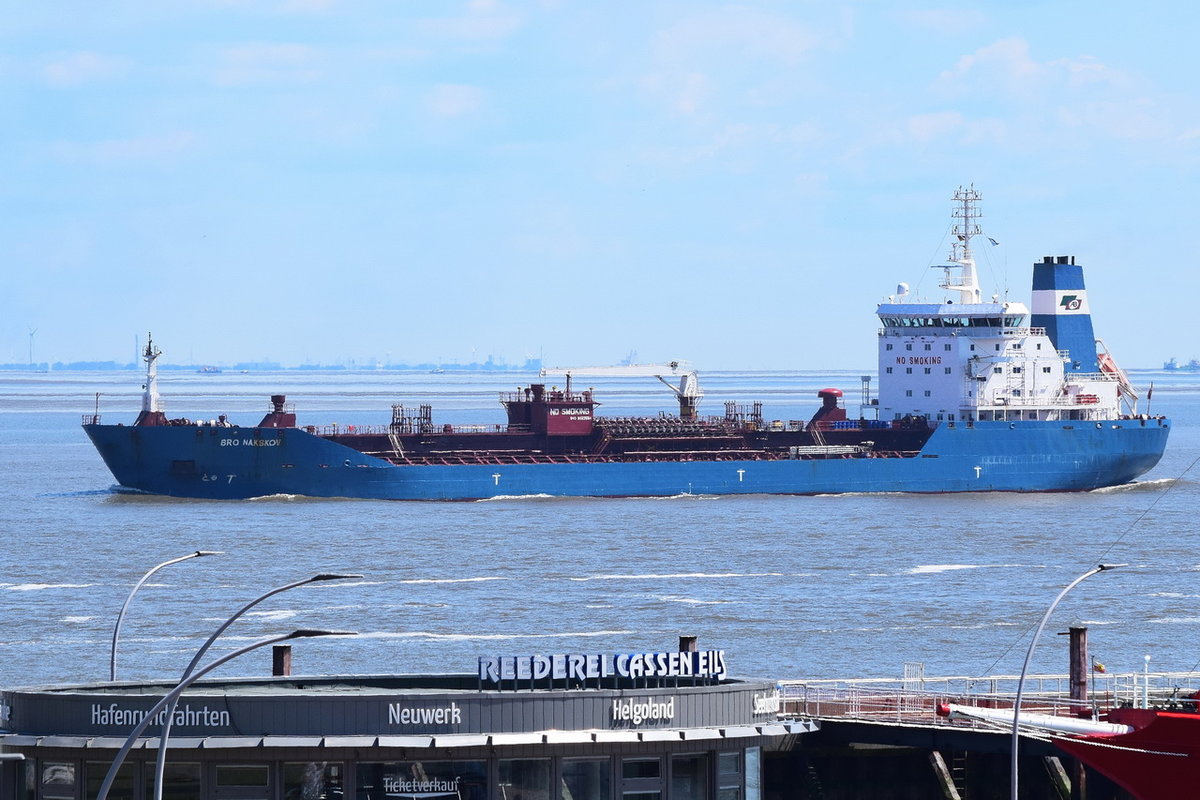 BRO NAKSKOV , Tanker ,  IMO 9323584 , Baujahr 2007 , 144.18 x 23.03 m , 30.05.2020 , Cuxhaven