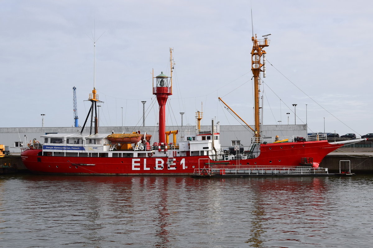 BÜRGERMEISTER OSWALD , Feuerschiff  ELBE 1  , IMO 8137548 , Baujahr 1948 , 51 × 9.6m , 16.03.2017 Cuxhaven