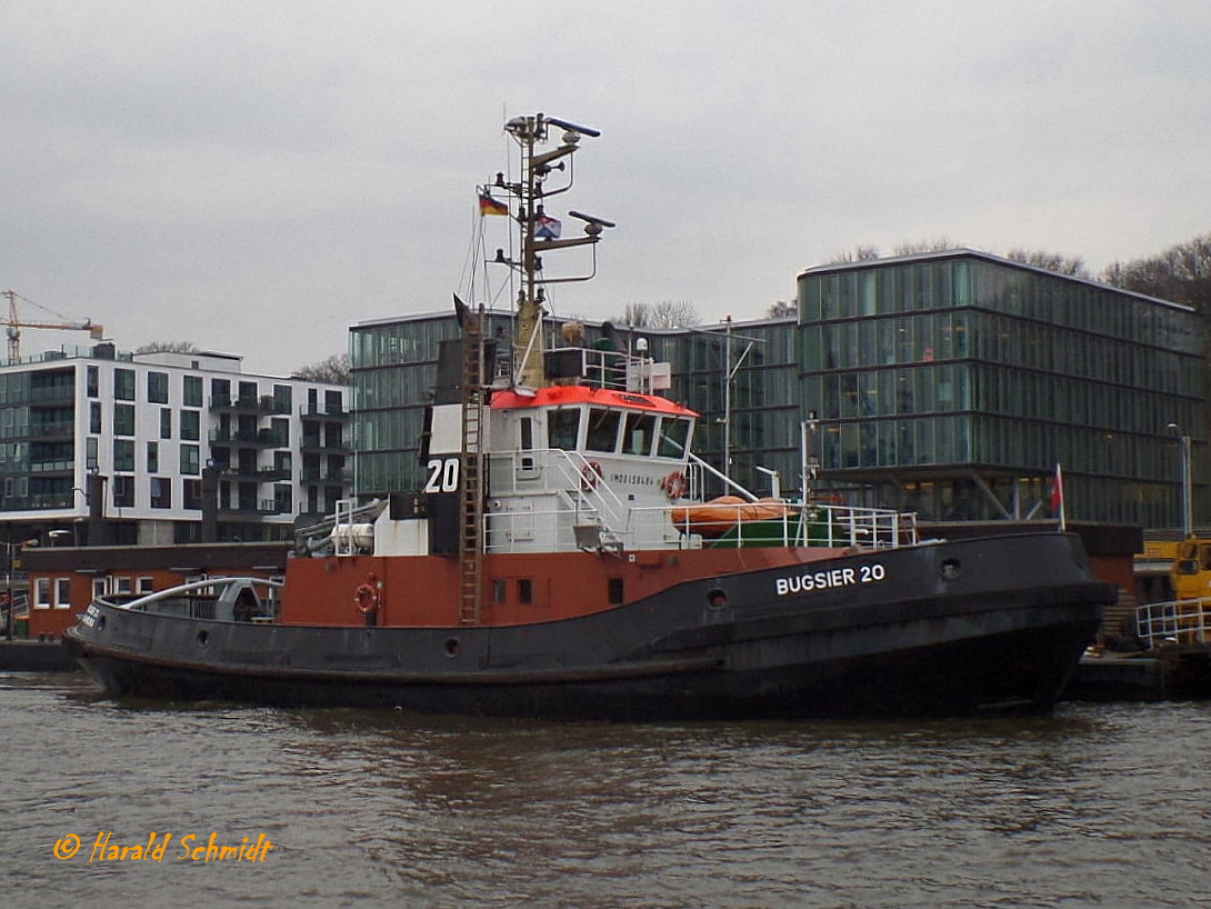 BUGSIER 20 (1) (IMO 9158484) am 26.2.2014, Hamburg, Elbe, Schlepperponton Neumühlen /



Schlepper (Voith-Schneider Tractor) / 210 / BRZ 359 / Lüa 30.54 m, B 11 m, Tg 5,18 m / 2 Deutz-Diesel, SBV 9 M 628, ges. 3690 kW, 5017 PS, Voith-Propeller 28 G II, 13 kn, Phahlzug 50,7 t / 1997 bei Hitzler, Lauenburg /
