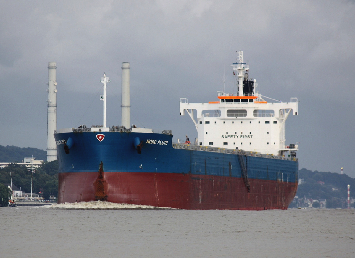 BULK CARRIER NORD PLUTO (IMO:9623740) Flagge Panama auf der Elbe am 04.09.2016 bei Hamburg.