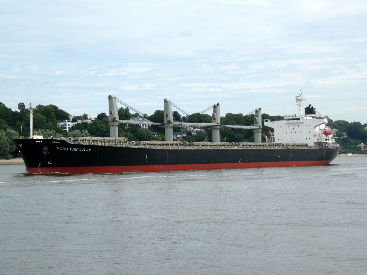 Bulker / Massengutfrachter Nord Discovery (IMO 9309643 , 183 x 32) verlt am 03.07.2014 den Hafen HH.