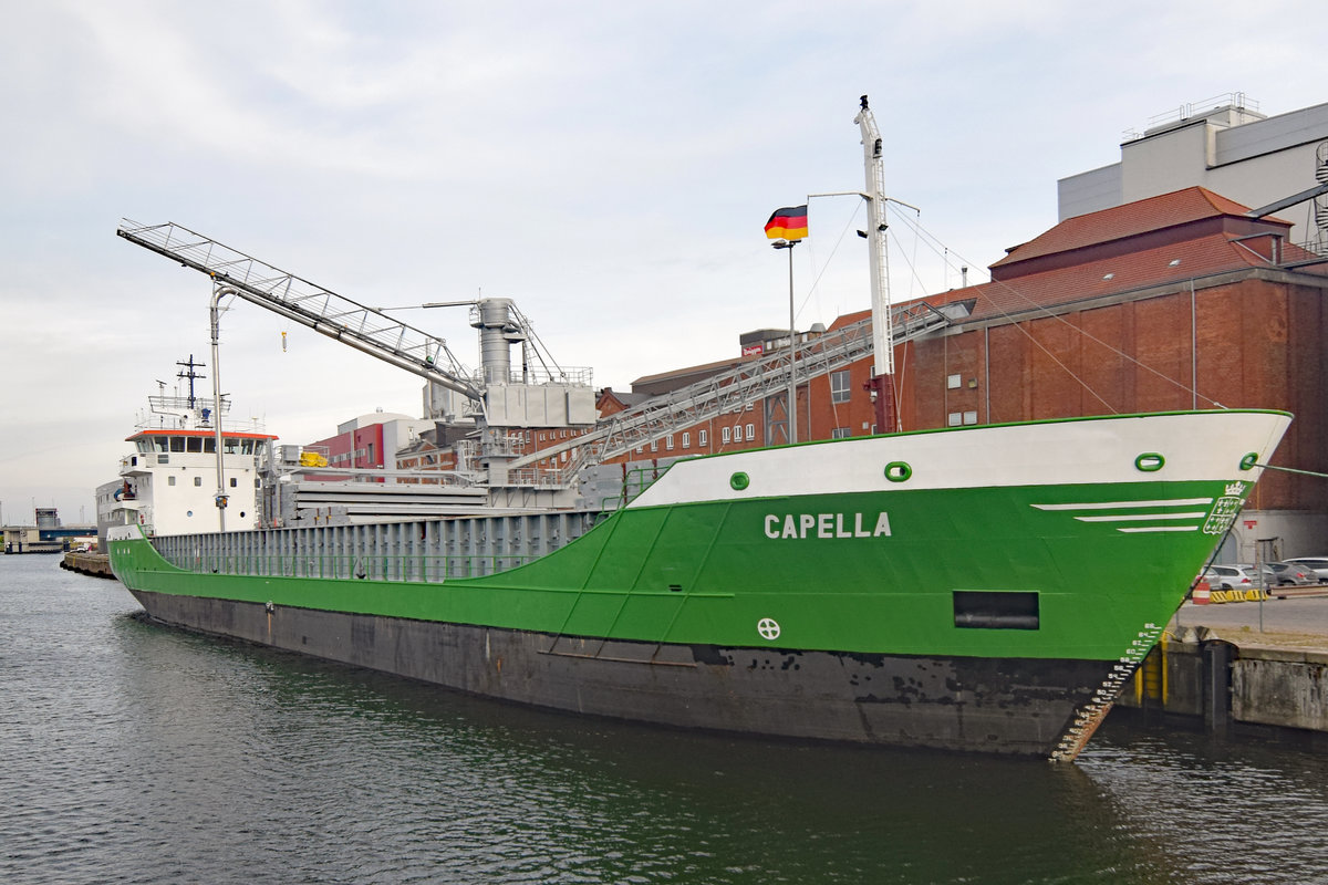 CAPELLA (IMO: 9190171) am 20.10.2020 bei  Brüggen  in Lübeck.  Es hat Hafer aus Dalsbruk (finnisch: Taalintehdas) gebracht.