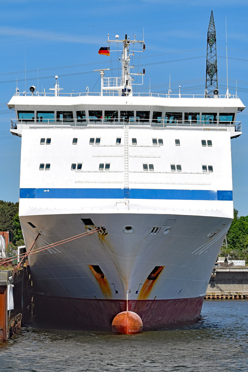 CAROLINE RUSS (IMO: 9197533, MMSI: 255805834) am 31.05.2020 im Hafen von Lübeck, Lehmannkai 2 / Querkai