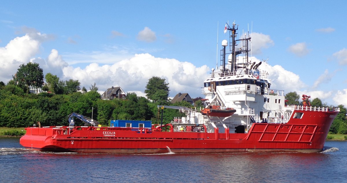 CECILIA - IMO= 7381635 - Bj.= 1974 - ex= NORMAND PRODUCE - ex= SOLVBAS -- am 30.07.2016
in Sehestedt am Nord- Ostsee Kanal.