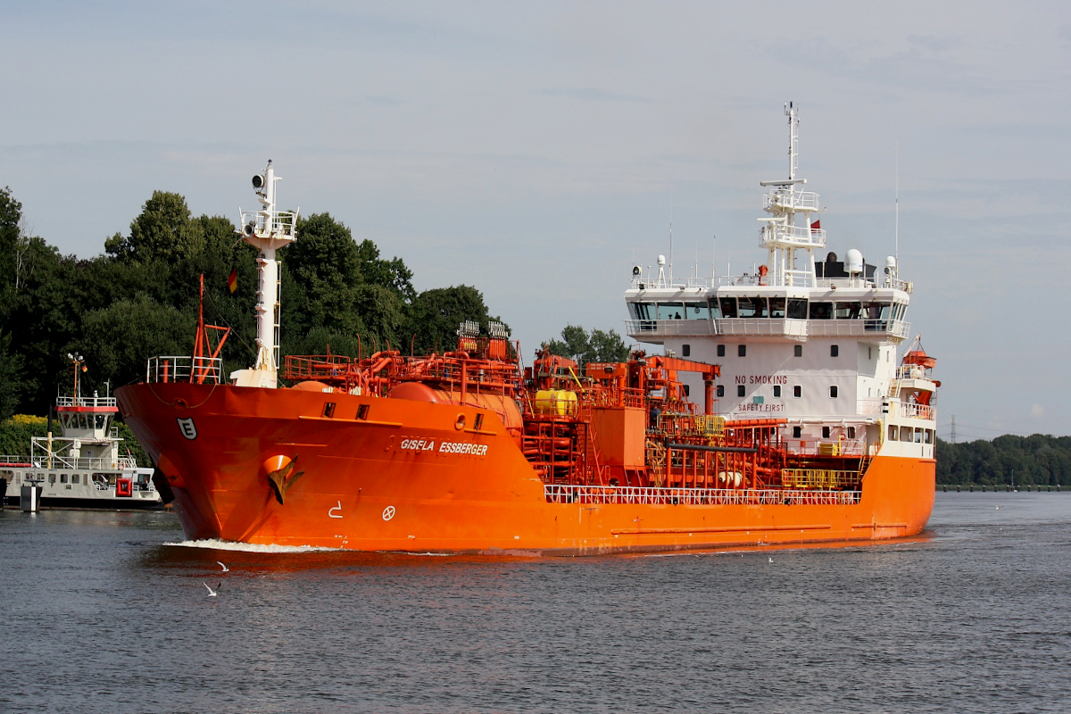 Chemical/Oil Tanker GISELA ESSBERGER (IMO:9147734) Flagge Portugal am 29.07.2022 im NOK bei Schacht Audorf.