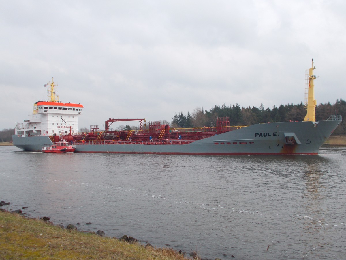 Chemikalien Tanker Paul E am 15.03.2015 im NOK

IMO 9268277 
Gibralta
119x16.9m
Baujahr 2006