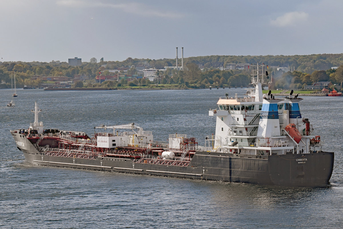 CHIBERTA, registriert unter der IMO-Nummer 9333814 und MMSI 228330600, am 3.10.2017 in der Kieler Förde