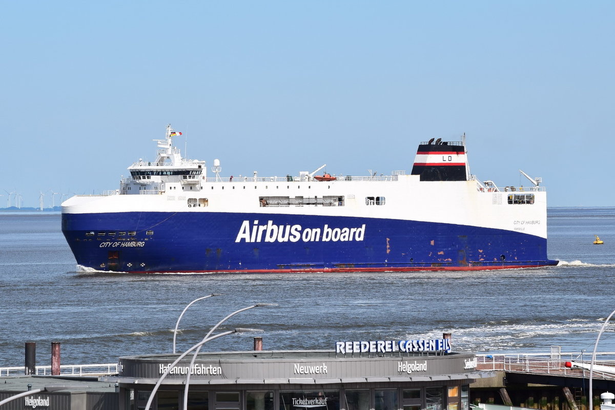 CITY OF HAMBURG , Ro-Ro Cargo , IMO 9383558 , Baujahr 2008 , 126.5 x 20.6 m , 103ß TEU , Cuxhaven , 02.06.2020