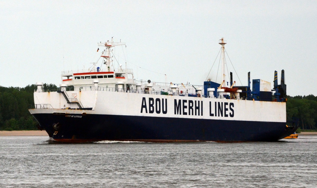 CITY  OF  LUTECE, Fahrzeugtransporter,   IMO: 8017970, von ABOU MERHI  LINE, Heimathafen Valletta,  L; 118,05m, B; 18,34m, T; 6,01m, in Wedel am 10.06.2014 beobachtet.