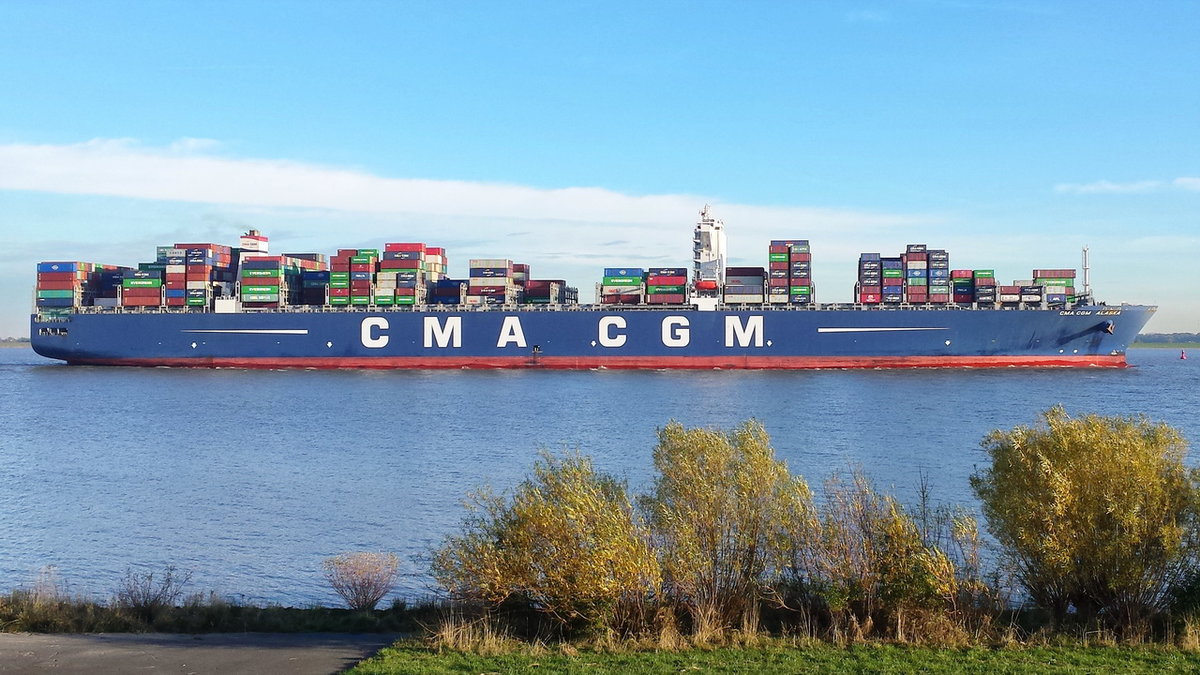CMA CGM ALASKA , Containerschiff , IMO 9469572 , Baujahr 2011 , 366.04 × 48.23m , 12562 TEU , 01.11.2018 Grünendeich