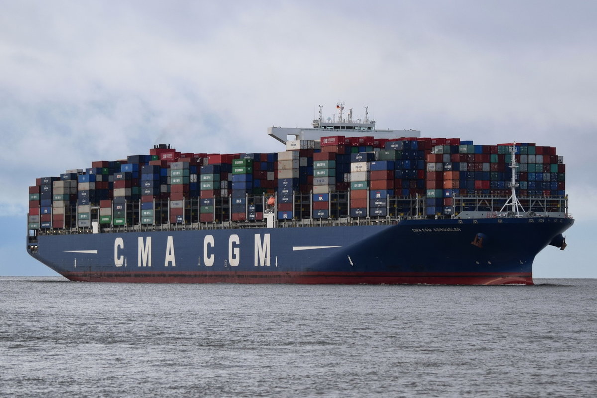 CMA CGM KERGUELEN , Containerchiff , IMO 9702132 , Baujahr 2015 , 398 × 54m , 17722 TEU , 14.09.2017 Cuxhaven