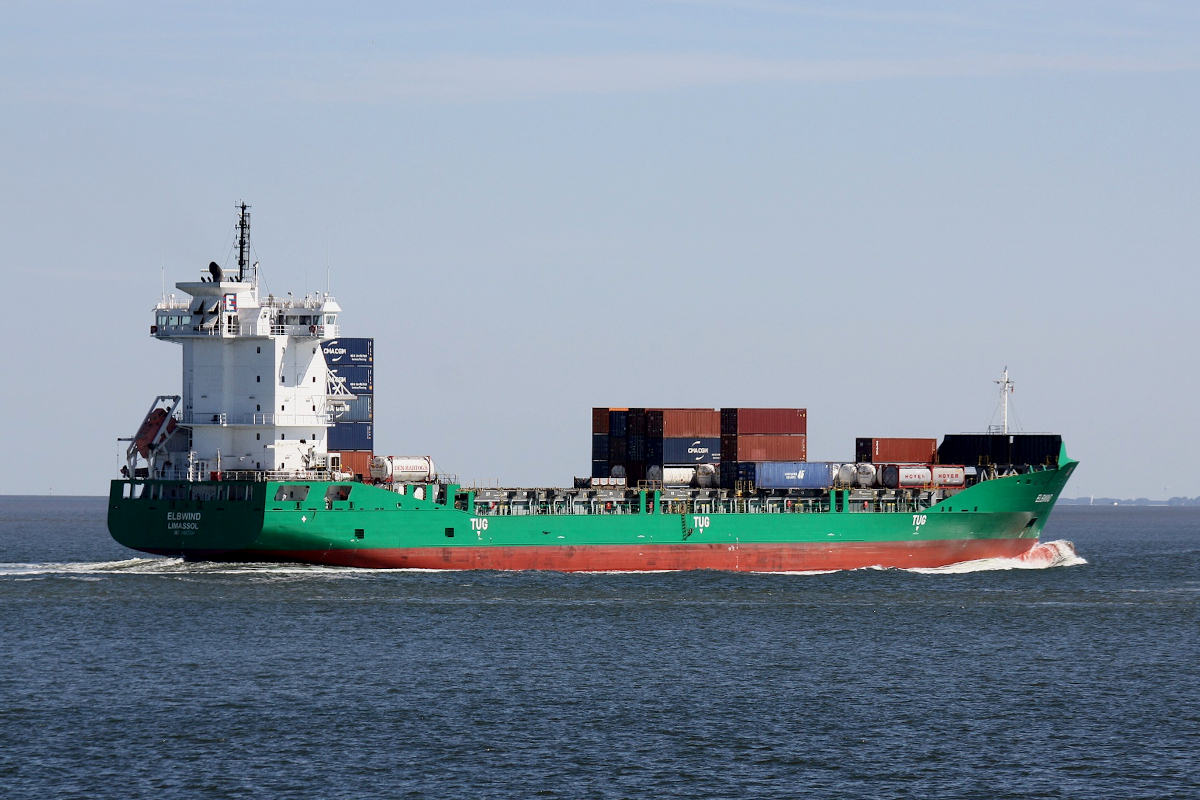 Container Ship ELBWIND (IMO:9483334) Flagge Cyprus am 10.08.2022 im NOK bei Schacht Audorf.