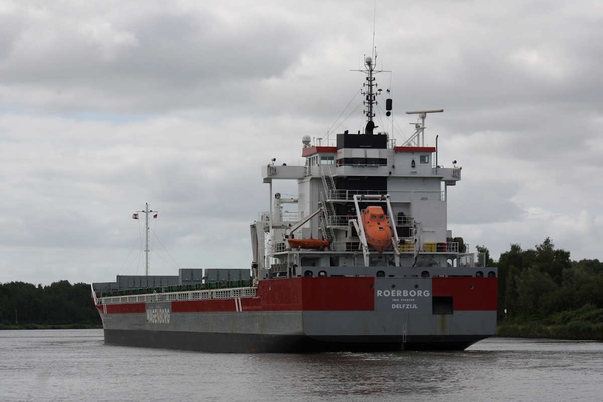 Container ship ROERBORG (IMO:9592599) Flagge Niederlande am 26.07.2022 im NOK bei Schacht Audorf. 