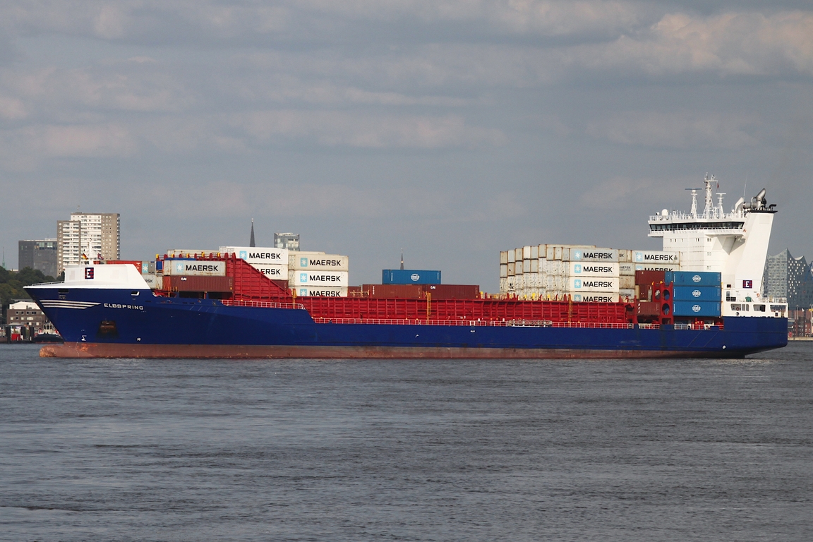 Containerfrachtschiff ELBSPRING (IMO 9462794); Datum: 02.08.2026; Aufnahmeort: Elbe/Hafen Hamburg, Deutschland.