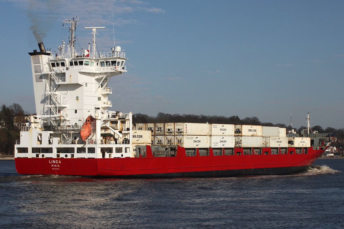 Containerfrachtschiff LINDA (IMO 9354325); Datum: 03.03.2026; Aufnahmeort: Elbe/Hafen Hamburg, Deutschland.