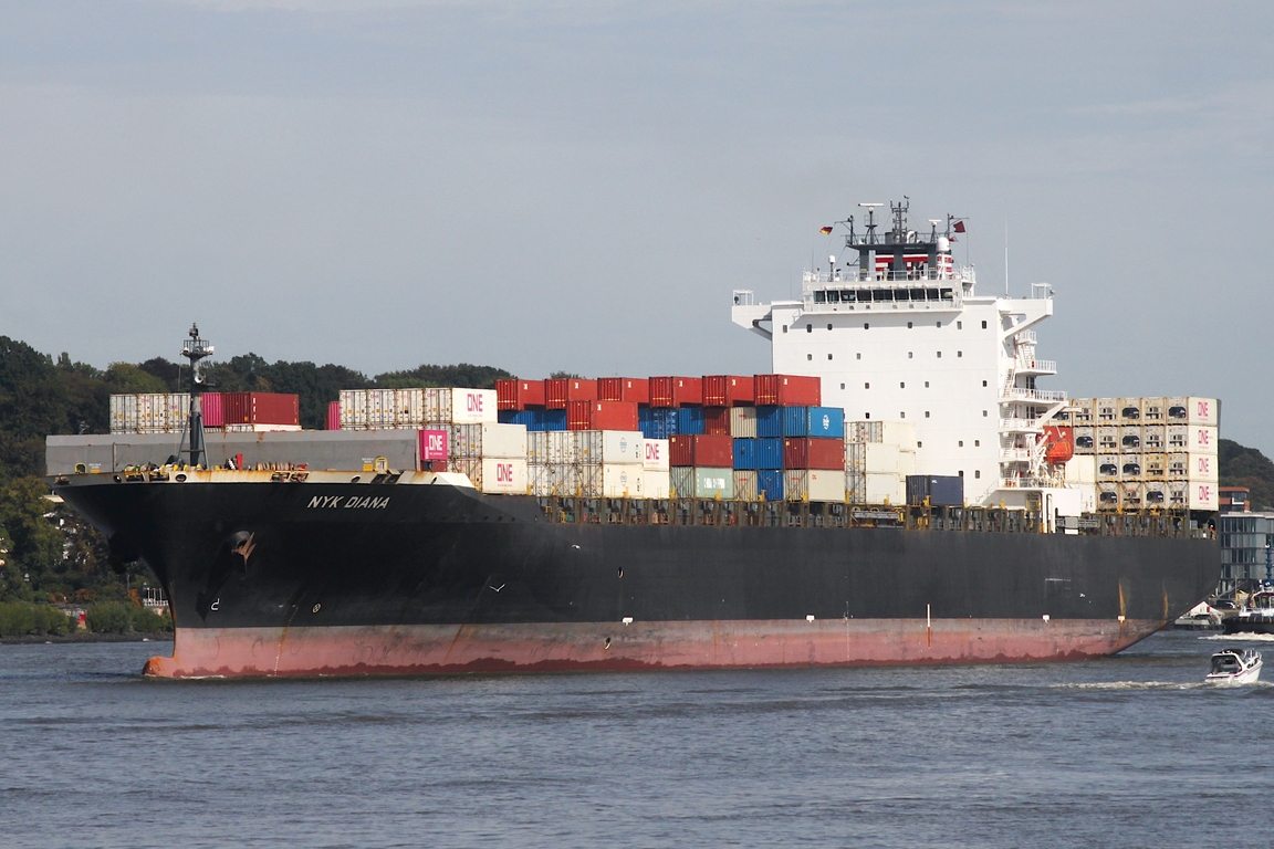 Containerfrachtschiff NYK DIANA (IMO 9337688); Datum: 07.09.2026; Aufnahmeort: Elbe/Hafen Hamburg, Deutschland.