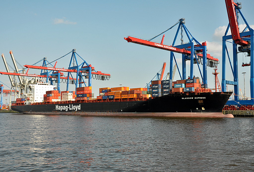 Containerschiff  Glasgow Express , Hapag-Lloyd, am Terminal Burchardkai im Hamburger Hafen - 12.07.2013