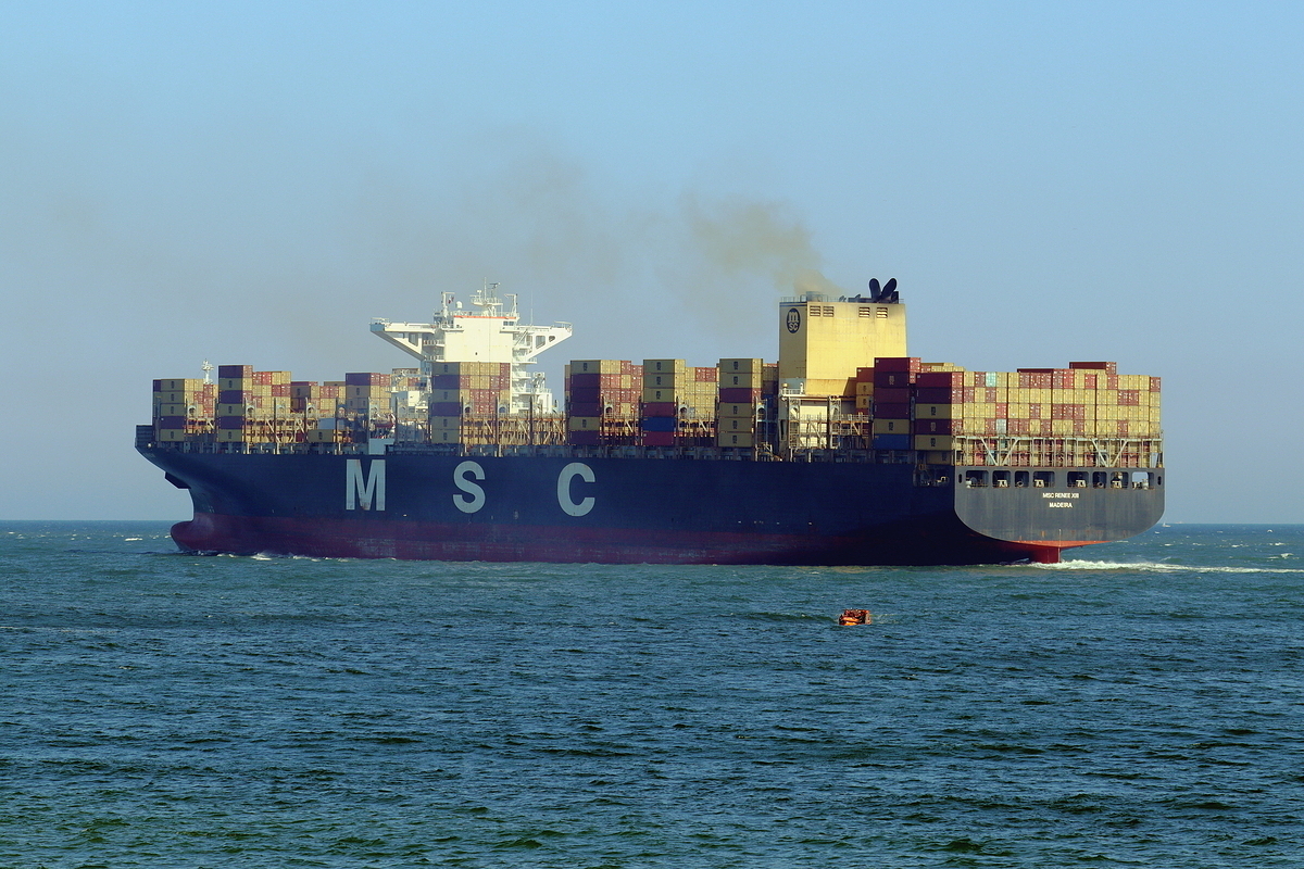 Containerschiff MSC RENEE XIII IMO 9465306 Maasvlakte/Rotterdam 15.7.2026