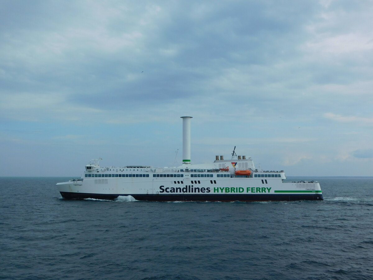 COPENHAGEN; Scandlines, 12.09.21 auf dem Weg von Rostock nach Gedser, gesehen von Bord der Nils Dacke aus