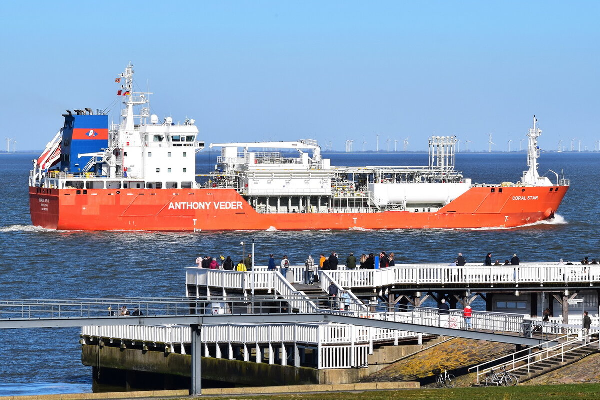 CORAL STAR , LPG Tanker , IMO 9685499 , 99.95 x 17.2 m , Baujahr 2014 , 17.04.2022 , Cuxhaven