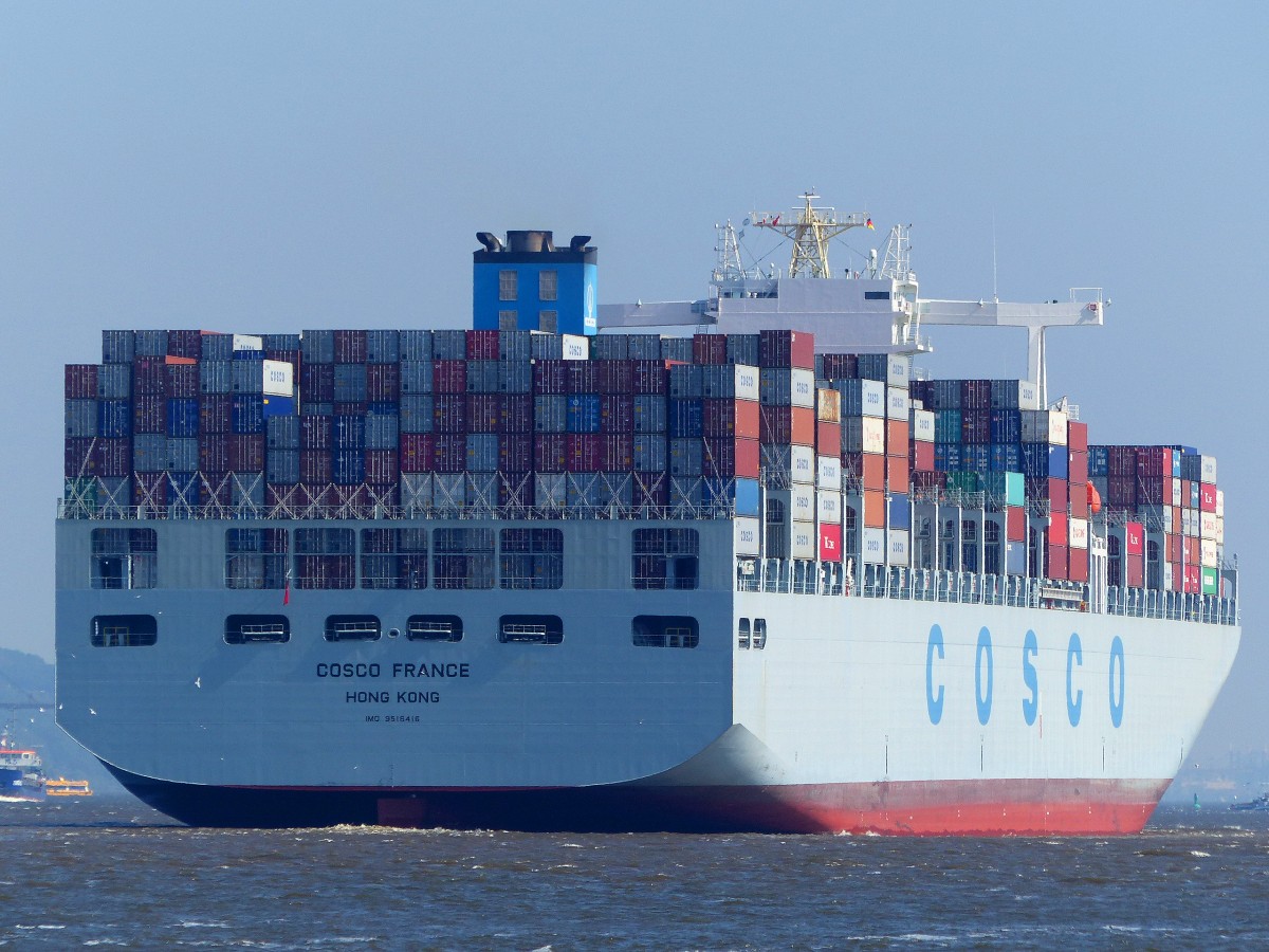  Cosco France  Kurs Hamburg 05.09.2013
completion year: 2013 / 06 
overall length (m): 366,00 
overall beam (m): 51,20 
maximum draught (m): 15,50 
maximum TEU capacity: 13350 
deadweight (ton): 140.000 