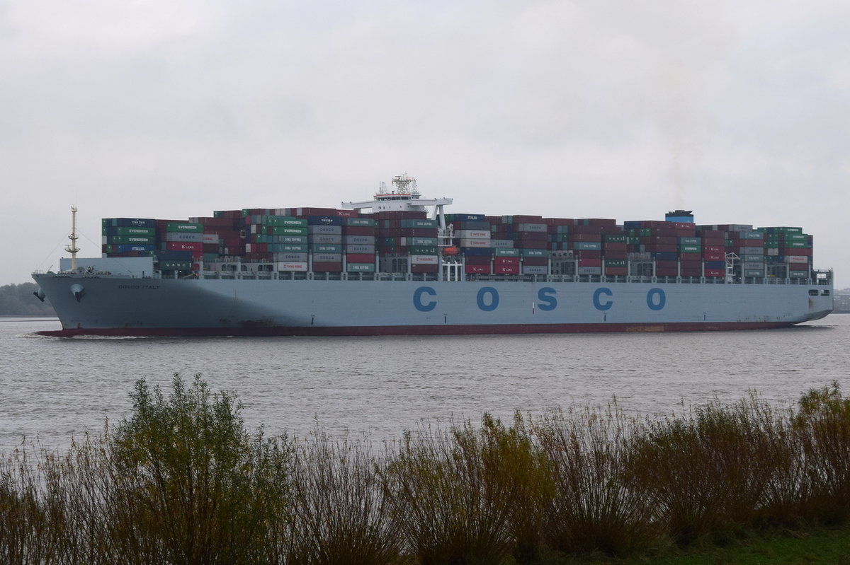 COSCO ITALY , Containerschiff , IMO 9516454 ,Baujahr 2014 , 366 x 51,20m , 13386 TEU , 06.11.2016 Grünendeich