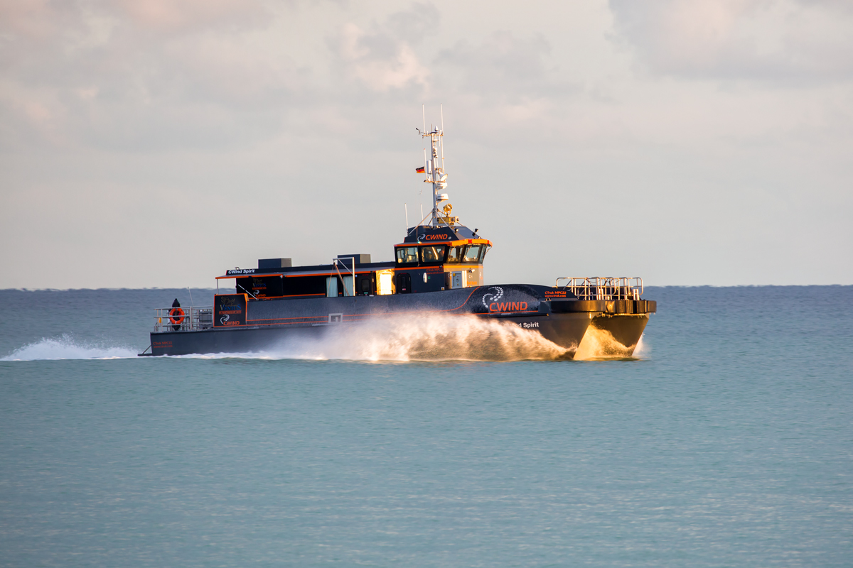 CWIND SPIRIT auf der Fahrt zum Sassnitzer Hafen. - 06.02.2018