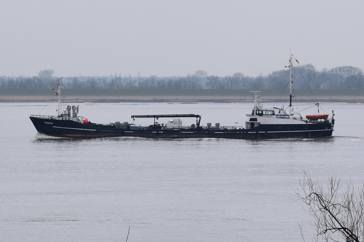 DAGMAR , Tanker , IMO 8835748 , 55 x 7m , 19,03.2016 Grünendeich