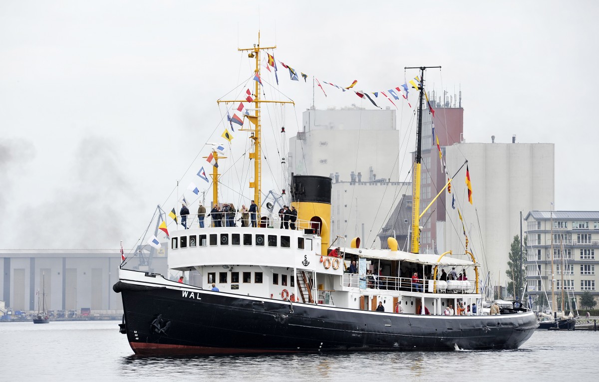 Dampf-Eisbrecher Wal beim Flensburger Dampfrundem. Aufnahmedatum: 12. Juli 2015.