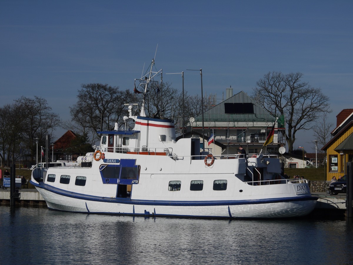 DANA, Timmendorfer Strand; 05.03.2013 im Hafen Niendorf/Ostsee
