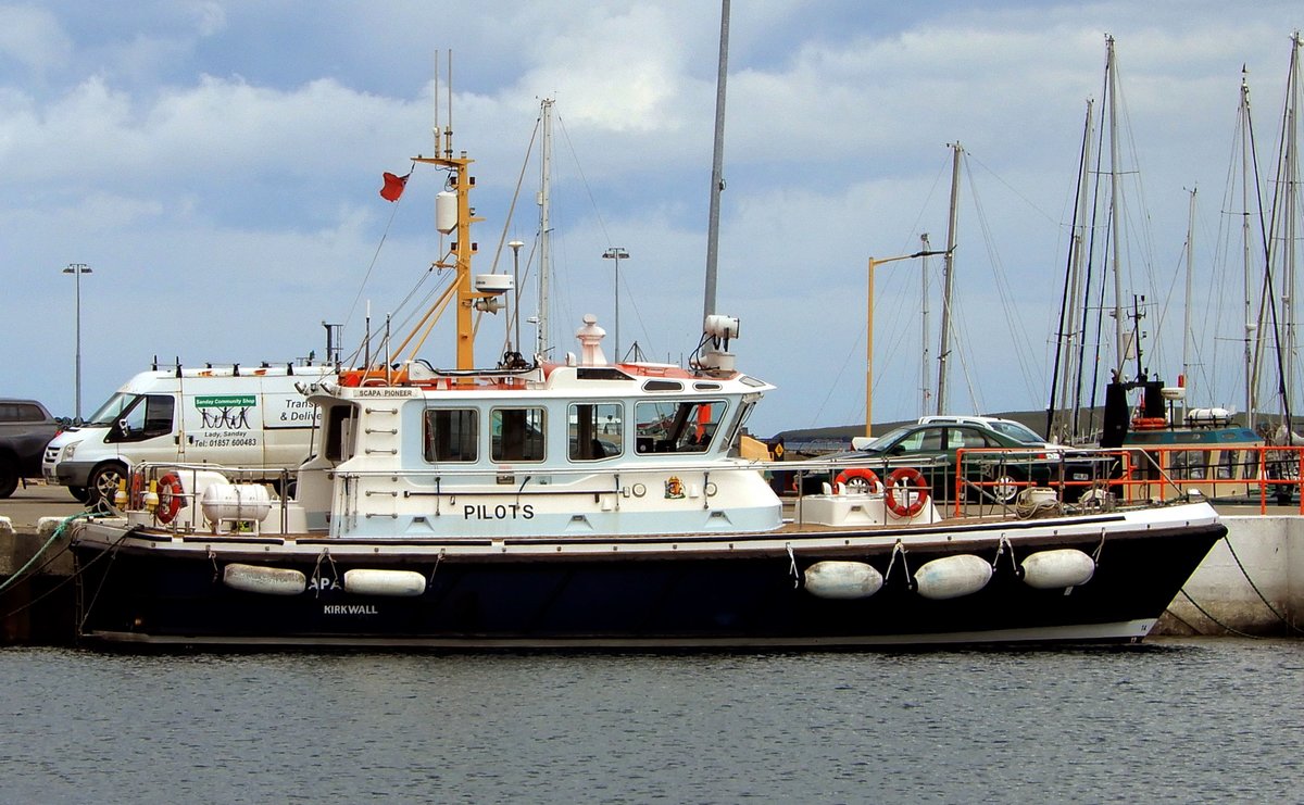 Das 16m lange Lotsenboot Scapa Pioneer am 20.06.19 vor Kirkwall