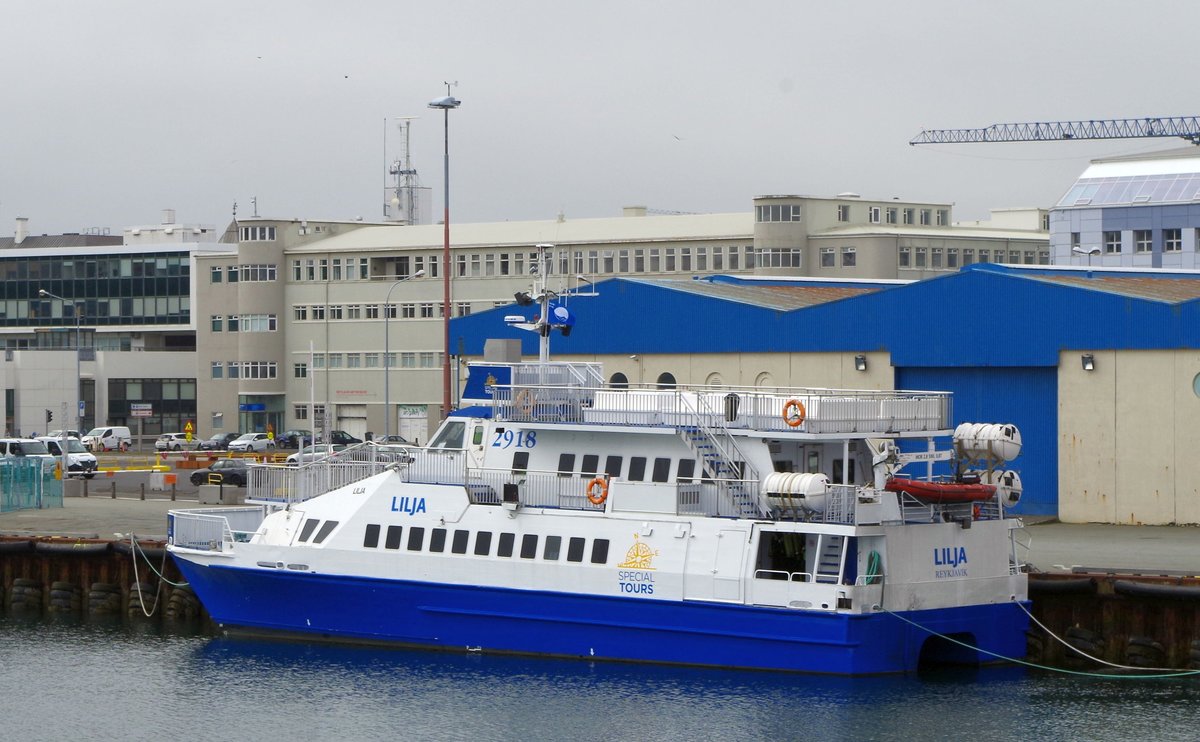 Das 28m lange Fahrgastschiff LILJA am 17.06.19 in REYKJAVIK