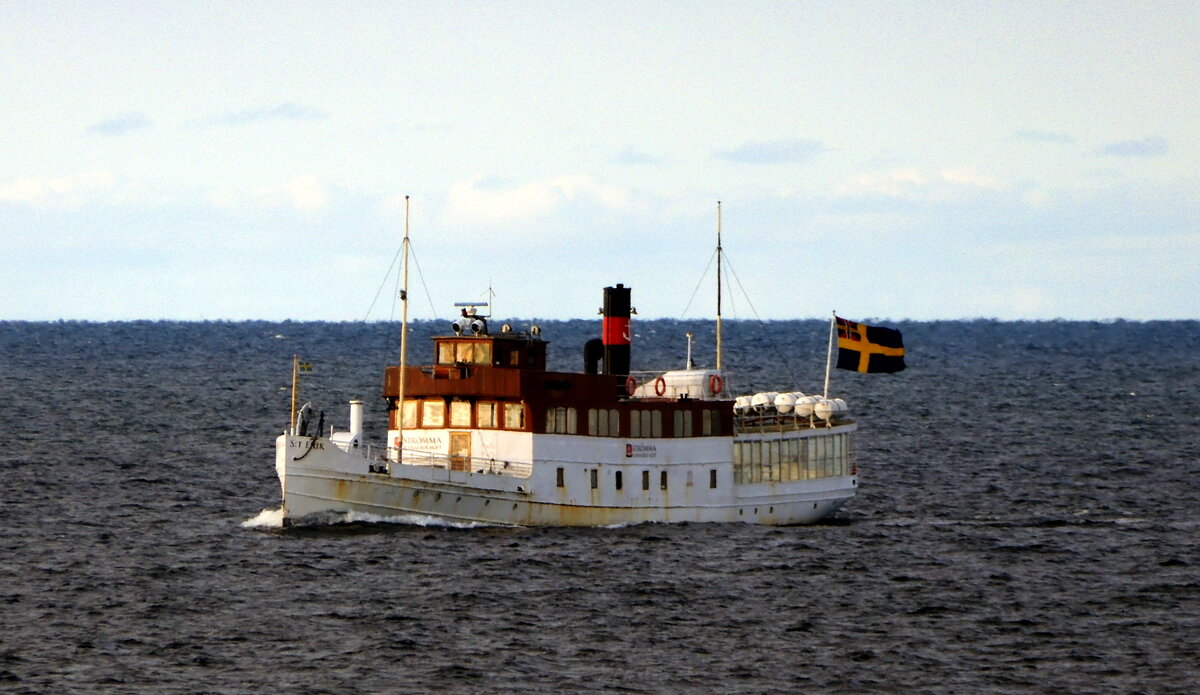 Das 35m lange Passagierschiff ST. ERIK am 20.10.22 vor Ystad