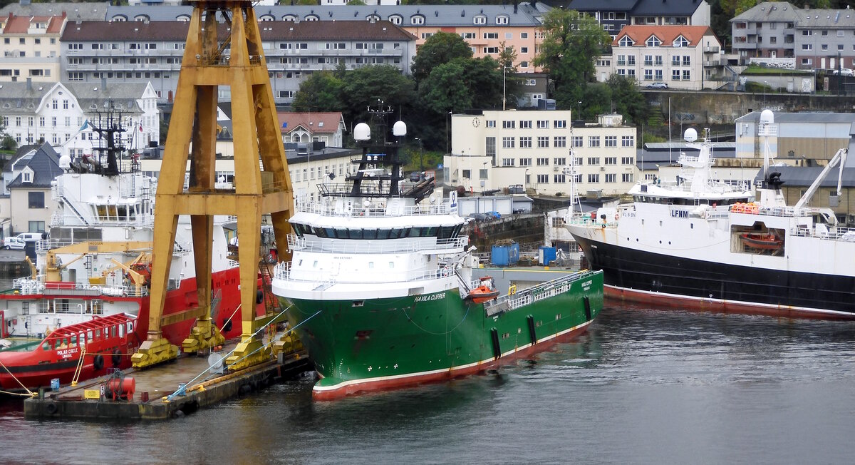 Das 80m lange Off-Shore Schiff HAVILA CLIPPER am 23.09.23 in Bergen.