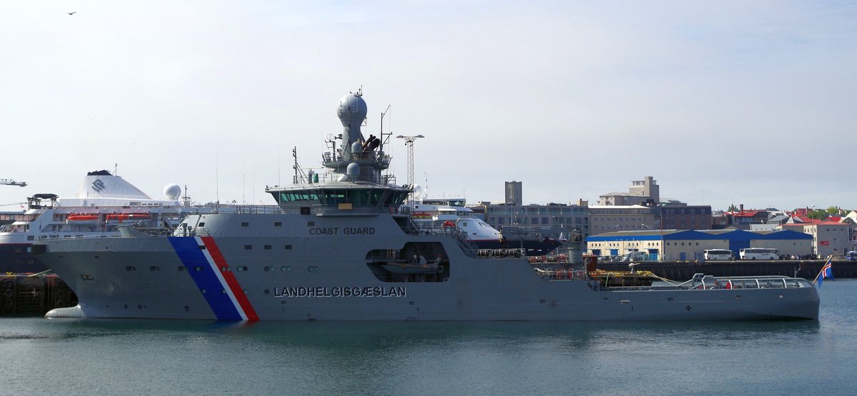 Das 94m lange Flaggschiff der isländischen Küstenwache THOR am 17.06.19 in Reykjavik
