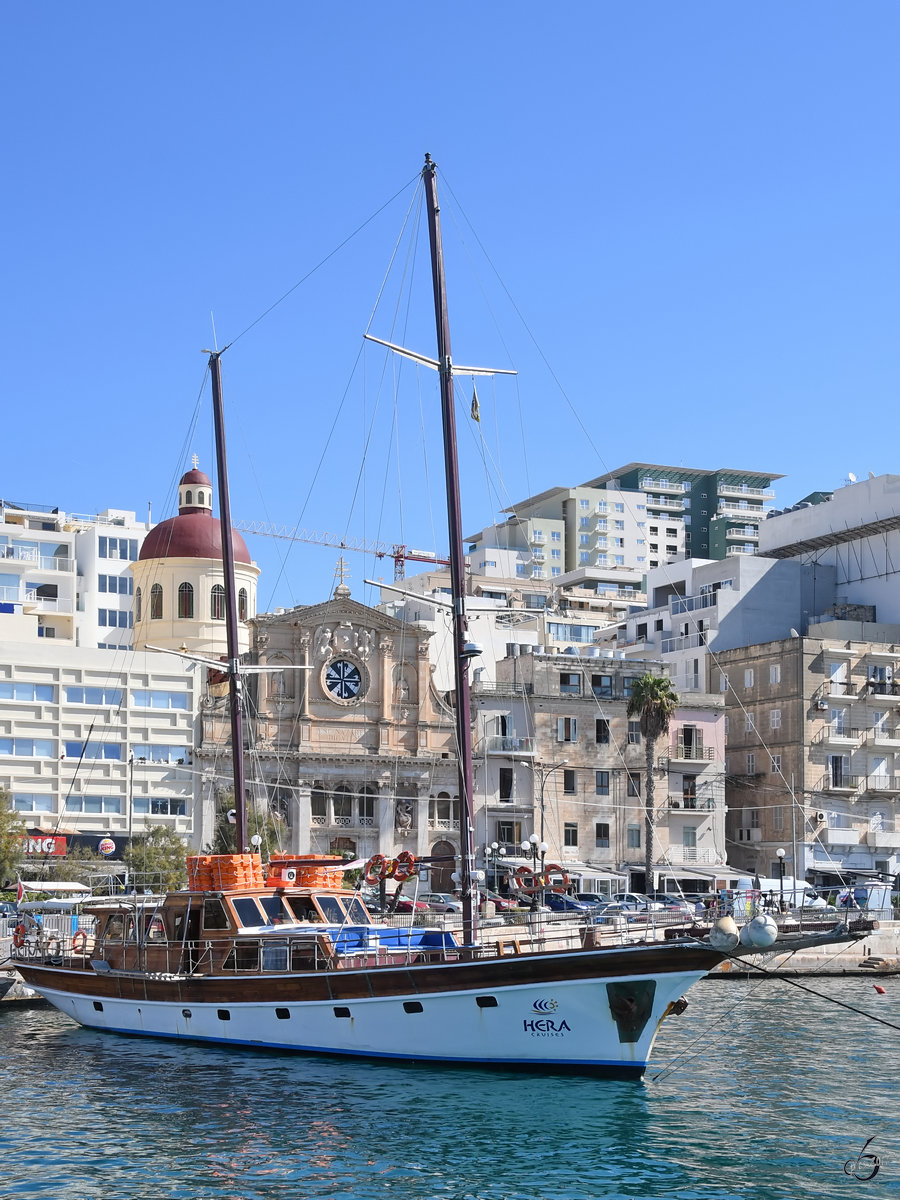 Das Ausflugsschiff  Hera  in Sliema. (Oktober 2017) 