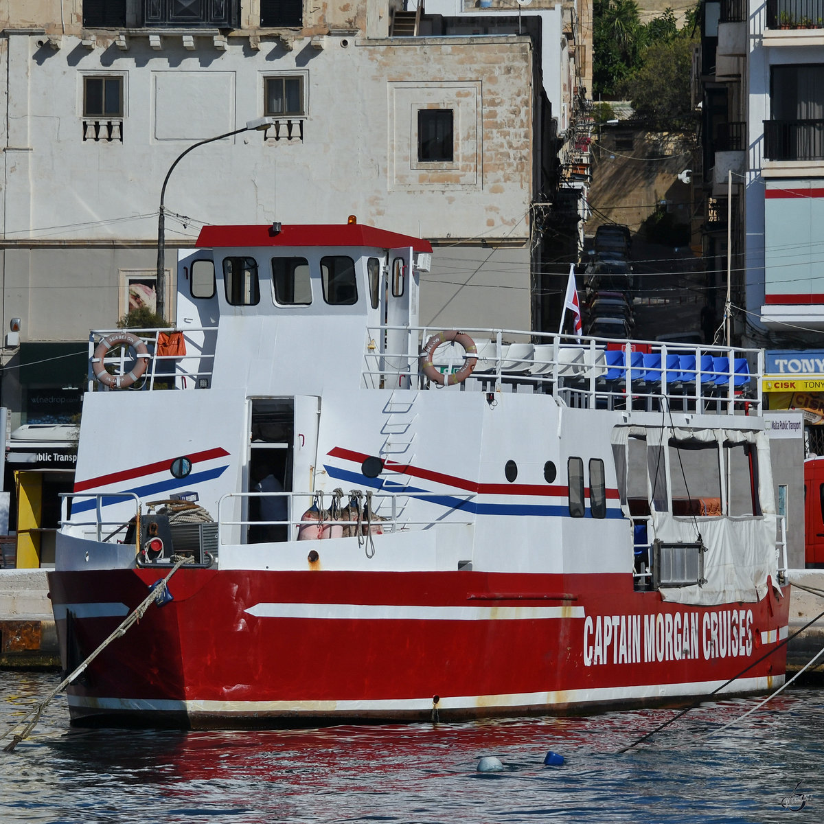 Das Ausflugsschiff  Seabelow  im Oktober 2017 in Sliema.