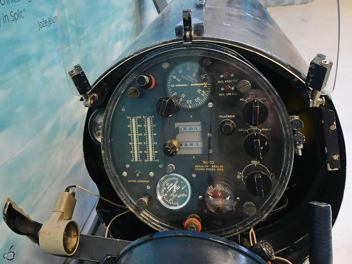 Das Cockpit des bemannten Torpedos R-1 aus dem ehemaligen Jugoslawien. (Park der Militärgeschichte Pivka, August 2019)